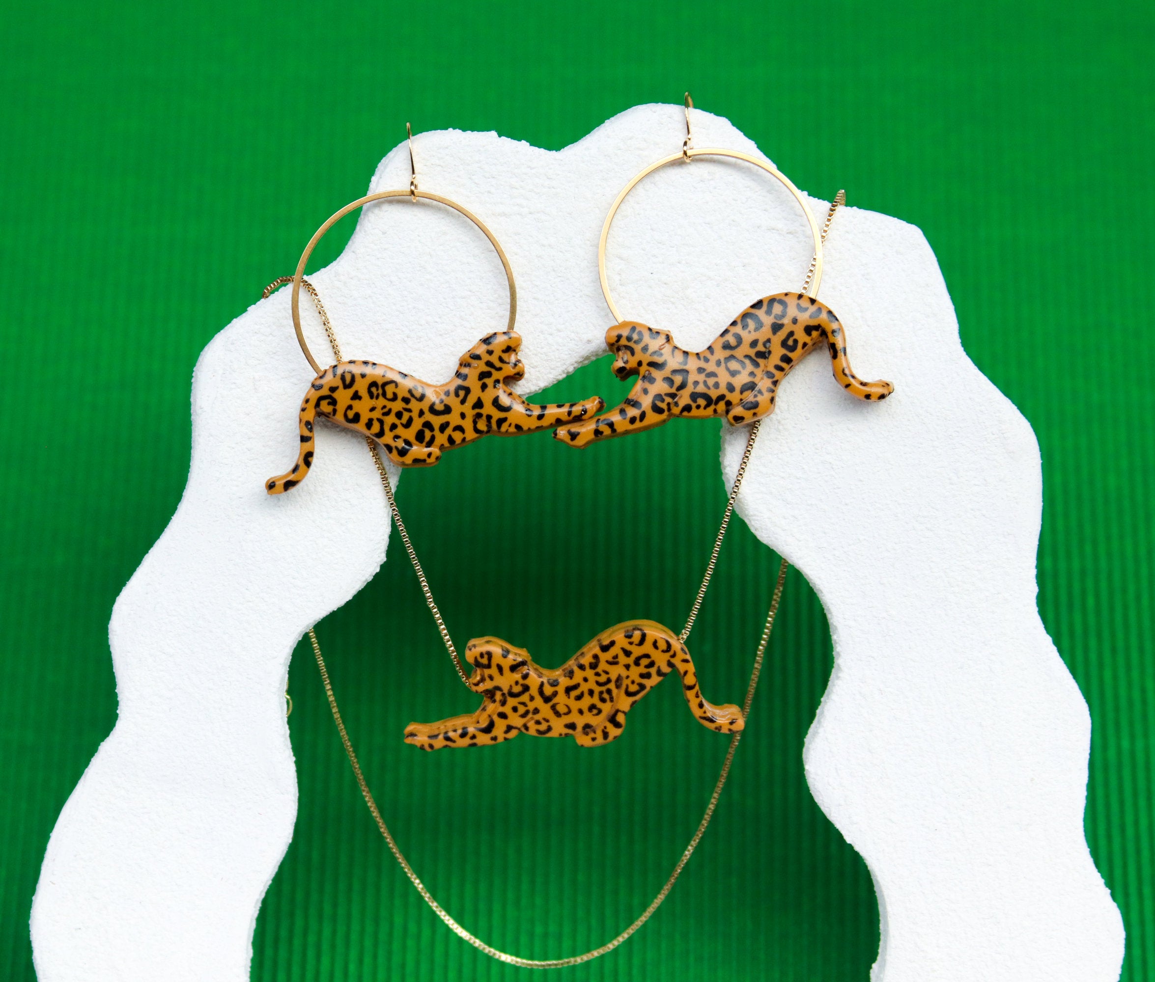Leo Hoops